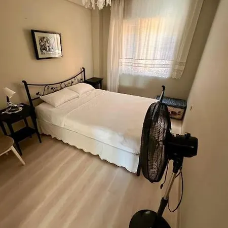 Deniz Manzarali Evi Apartmán