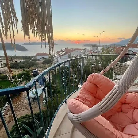 Deniz Manzarali Evi Apartmán
