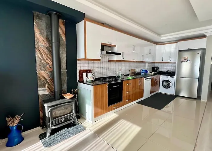 Deniz Manzaralı Evi