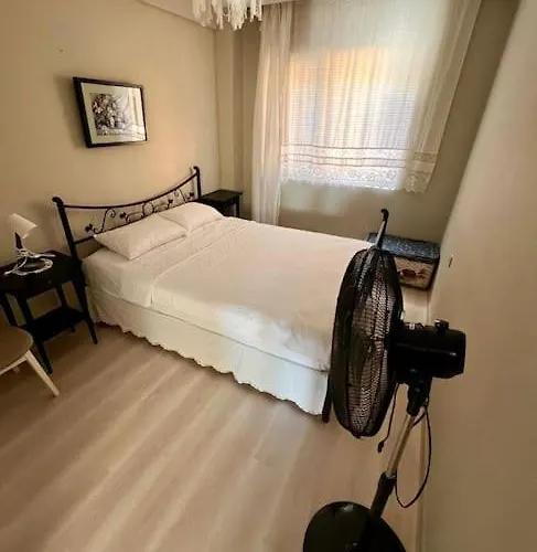 Deniz Manzaralı Evi Daire